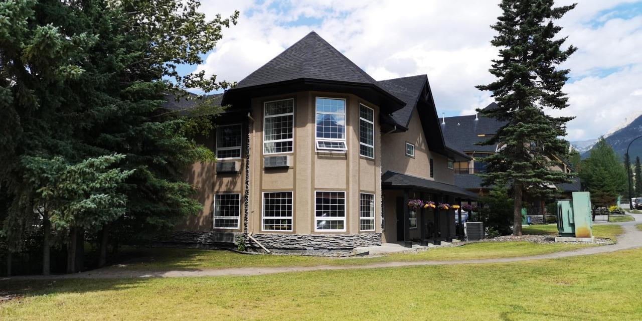 Mountain View Inn Canmore Exterior photo